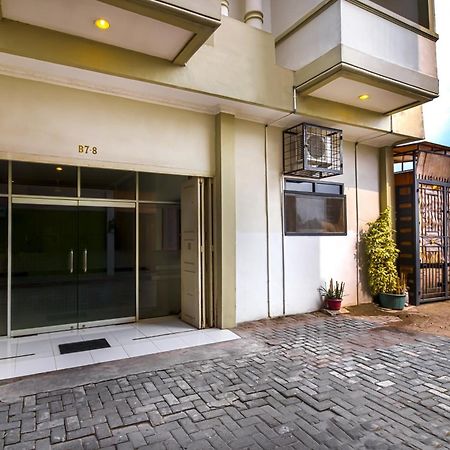 Carolina Transit Hotel Medan Kültér fotó