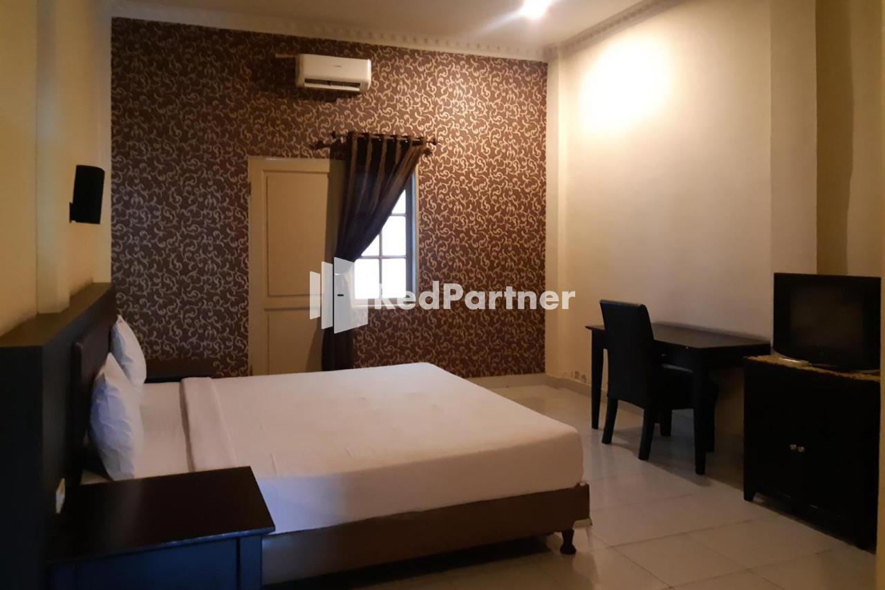 Carolina Transit Hotel Medan Kültér fotó