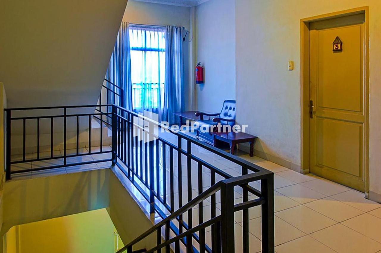 Carolina Transit Hotel Medan Kültér fotó