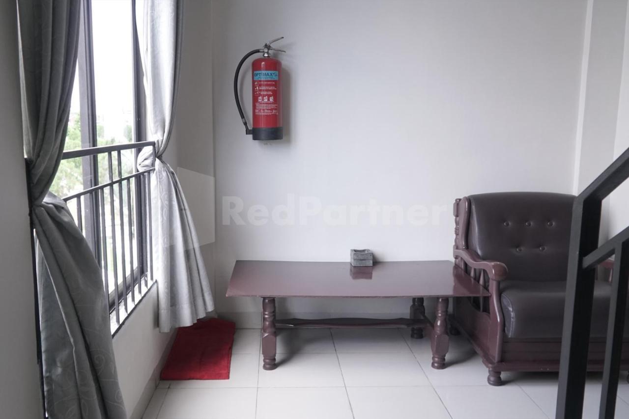 Carolina Transit Hotel Medan Kültér fotó